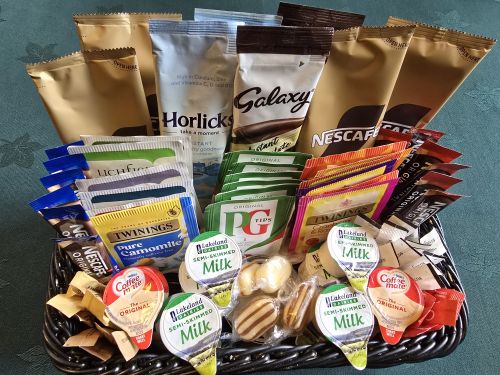 refreshments tray basket close up